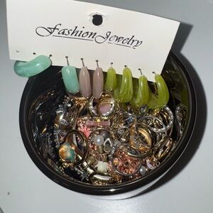 JEWERLY JAR!!